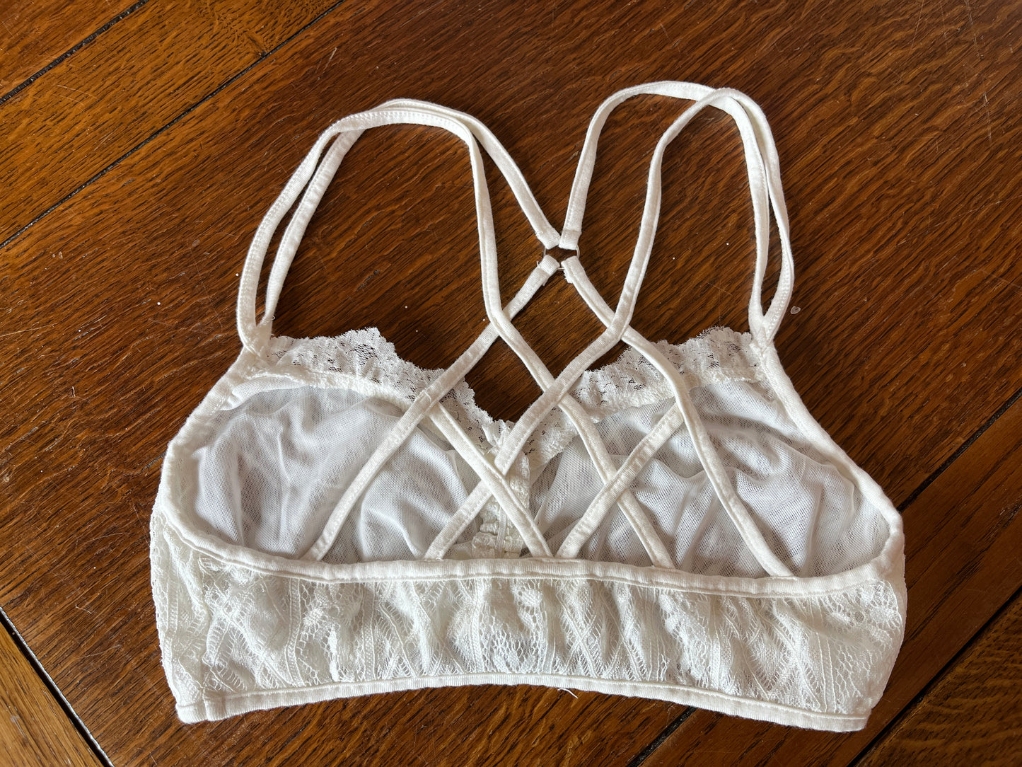 Lace, Strappy Back Unpadded Bralette