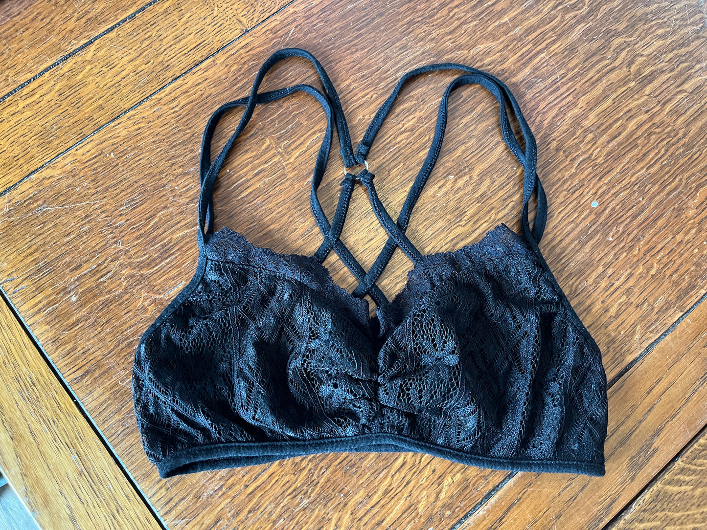 Lace, Strappy Back Unpadded Bralette
