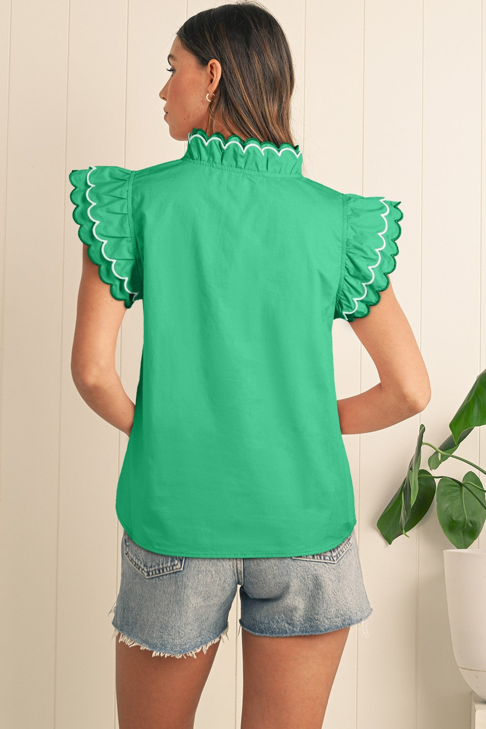 Green Scallop Trim V-Neck Blouse