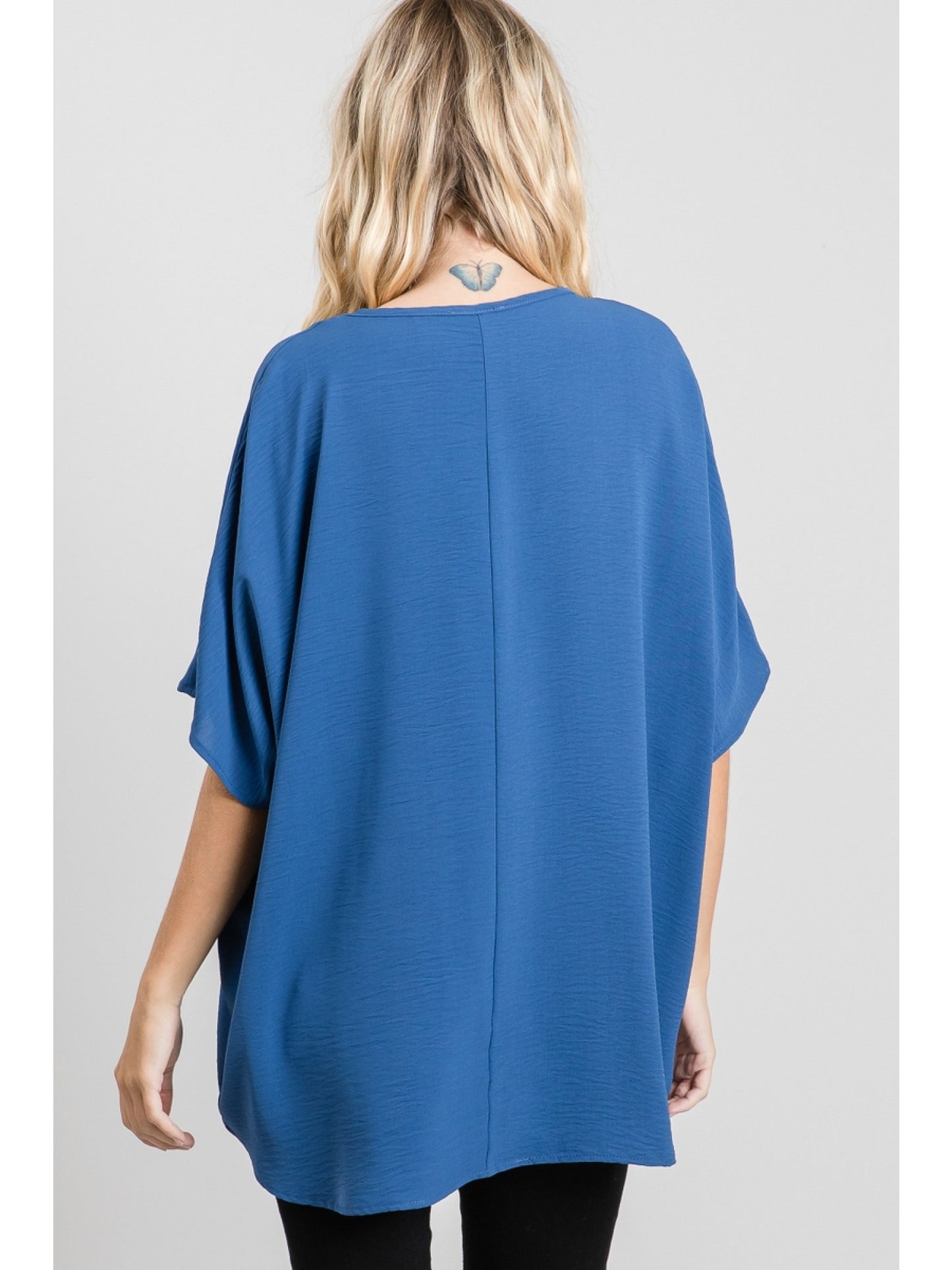 Short Sleeve V-Neck Pocket Top