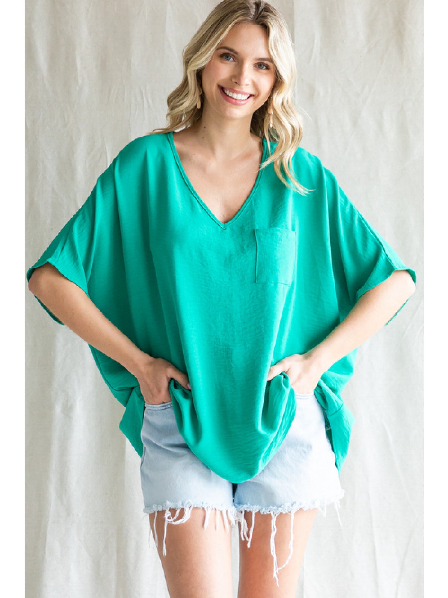 Short Sleeve V-Neck Pocket Top