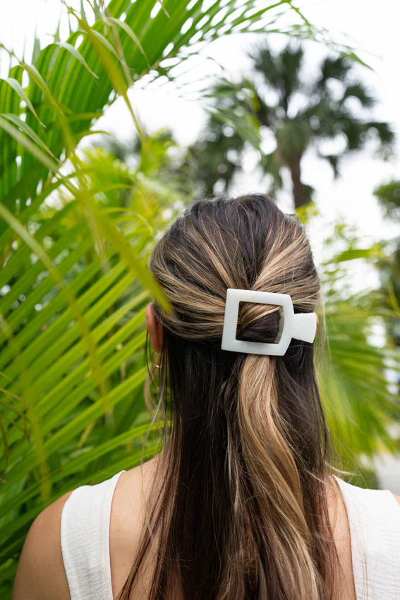 Teletie Medium Flat Square Clip