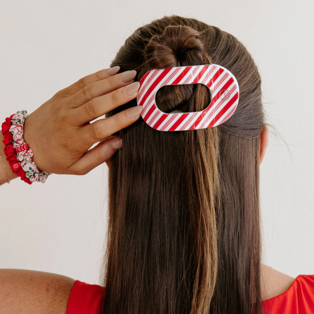 Teleties 'Candy Cane Crush' Medium Flat Round Hair Clip