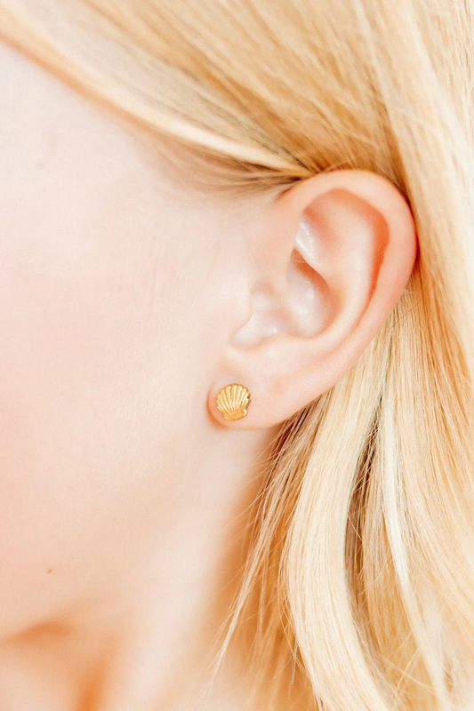 LINNY CO Screwback Stud Earrings - Marina Shell
