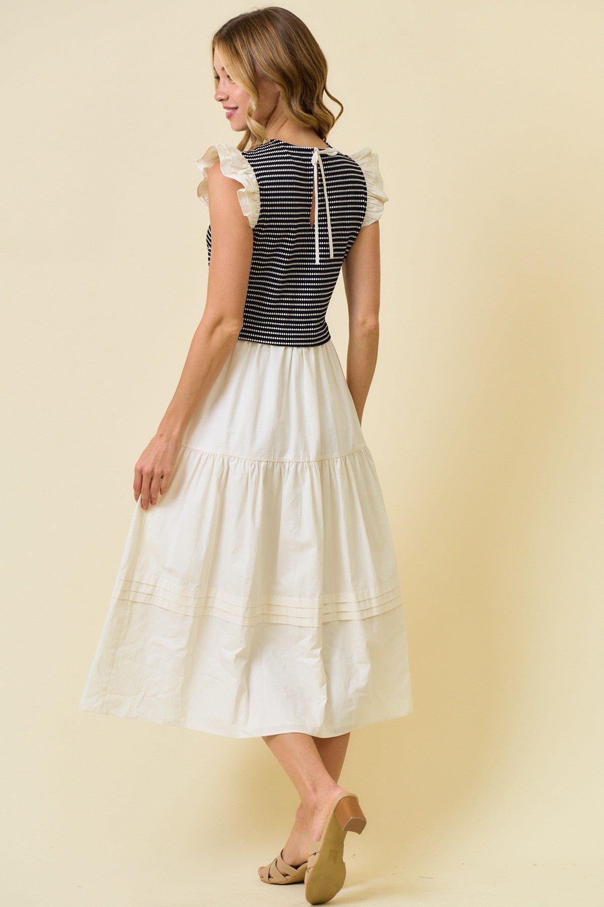Black/White Textured Patterned Mix Media Tiered Midi Dress