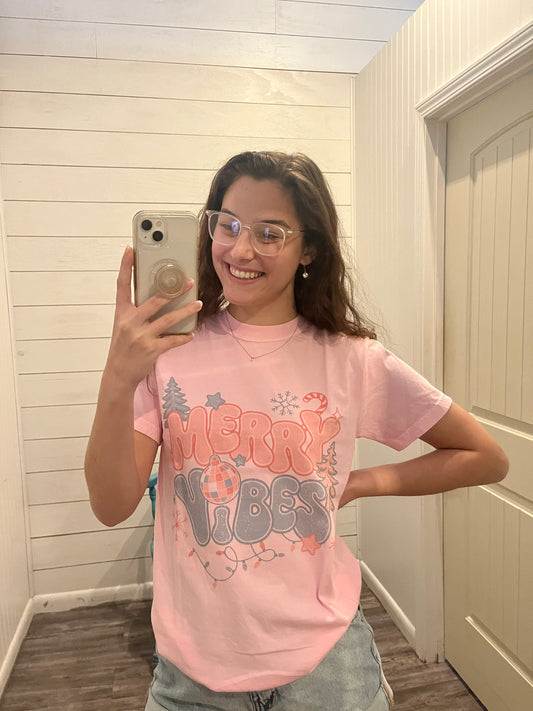 Blossom Pink 'Merry Vibes' Trendy Winter Tee