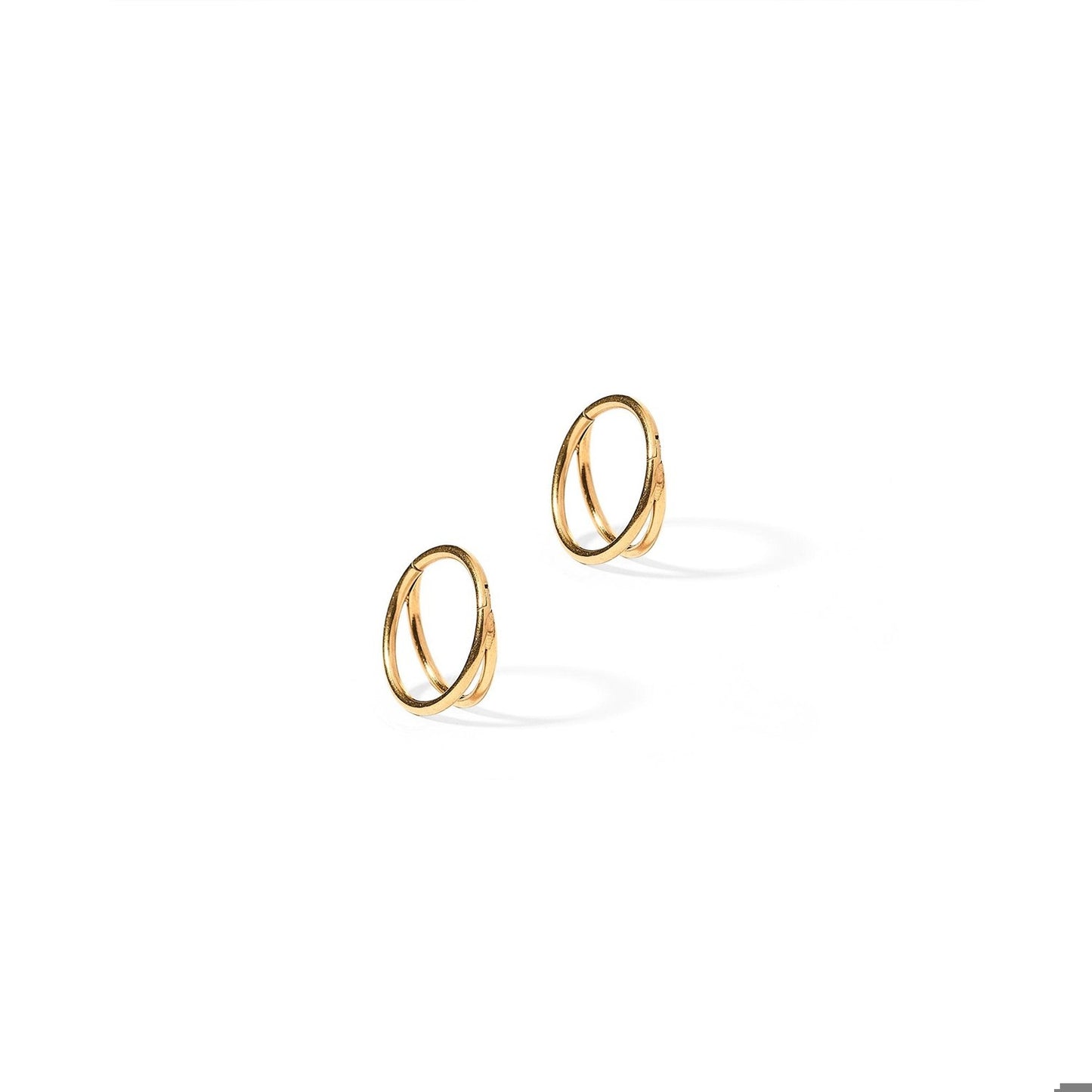 LINNY CO Huggie Earrings - Gold Nylah 10mm