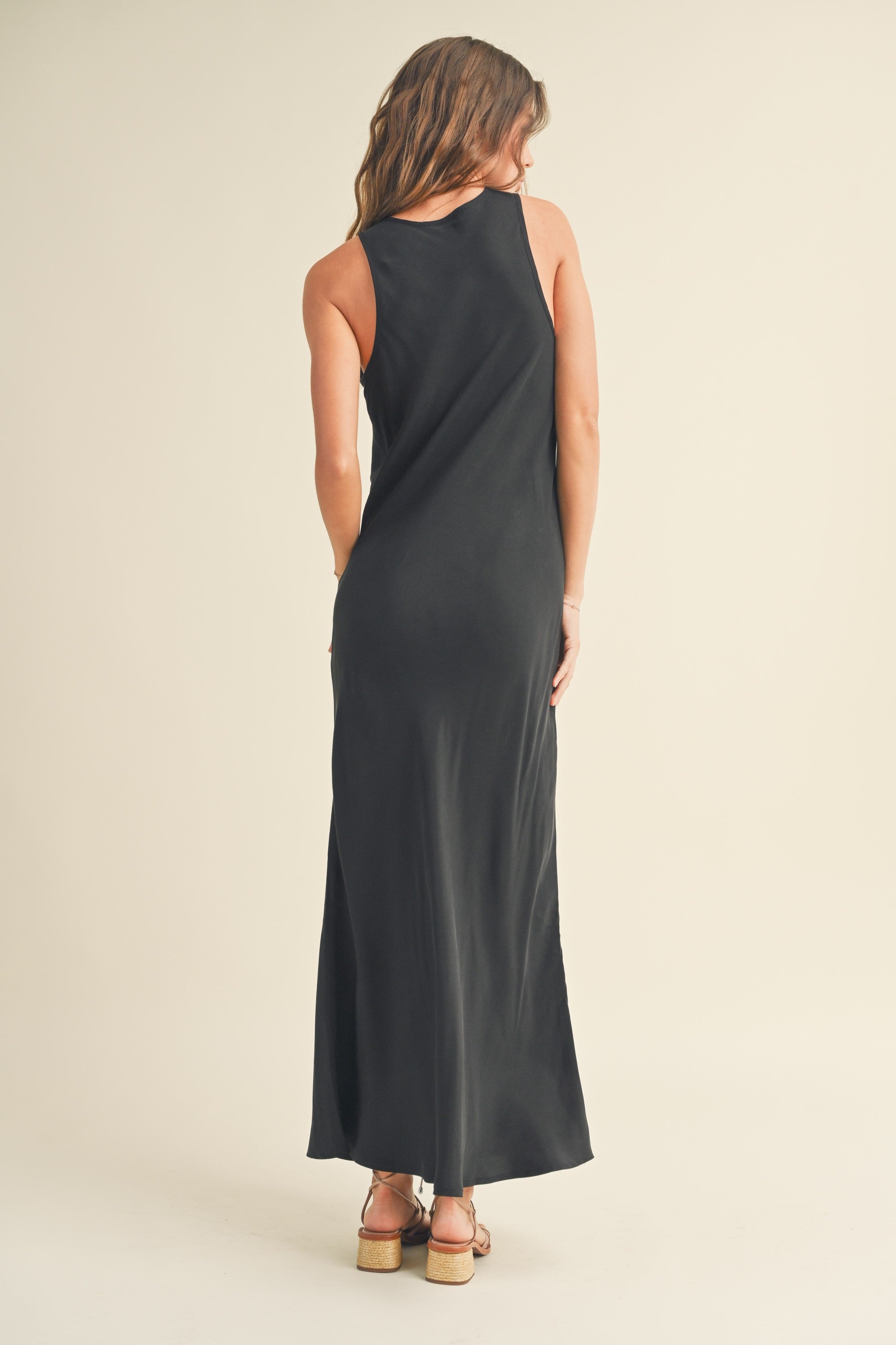 Black Simple Maxi Dress – The Trendy Side