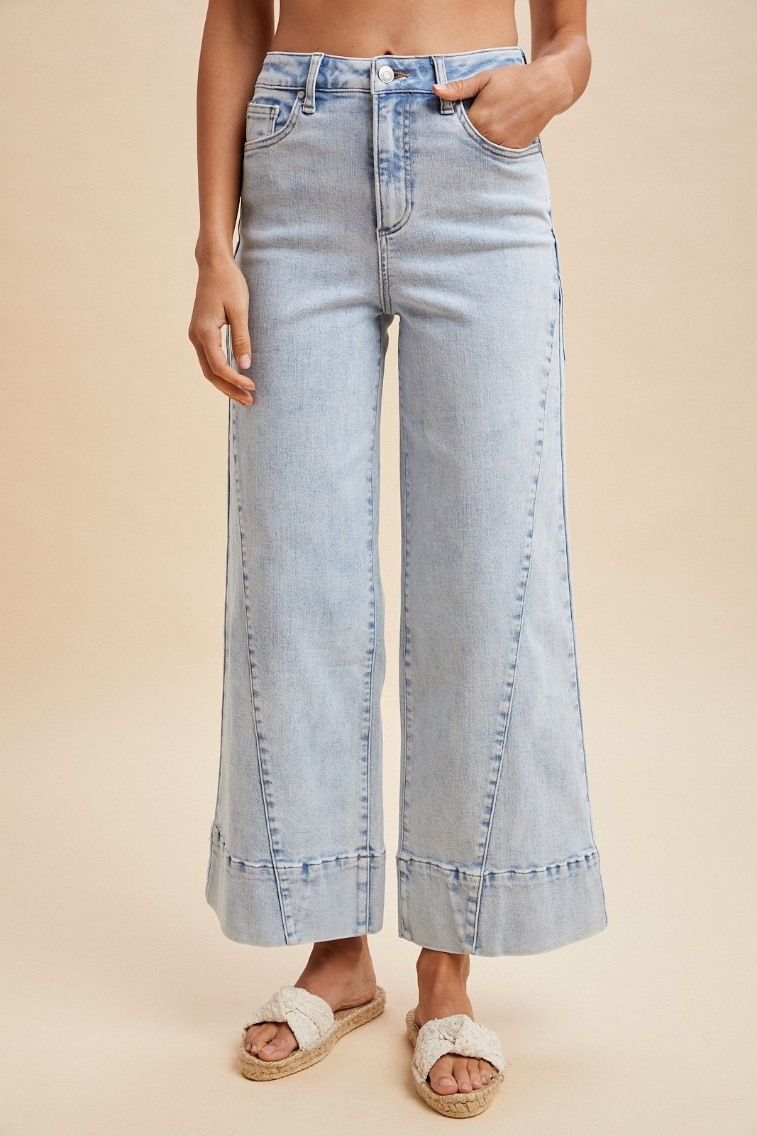 Light Denim Seam Detailed Cropped Flare Jeans